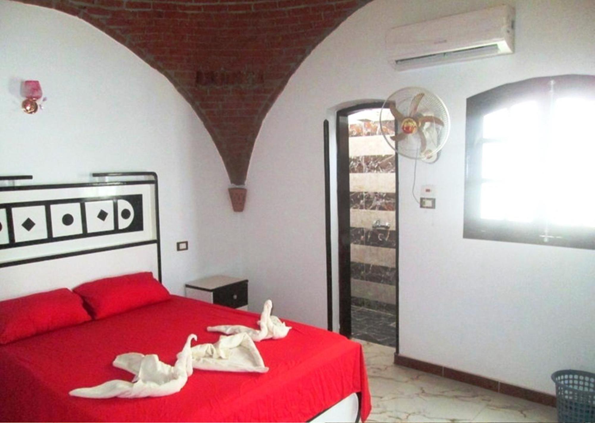 Lucky Seven Apartment Luxor Bagian luar foto