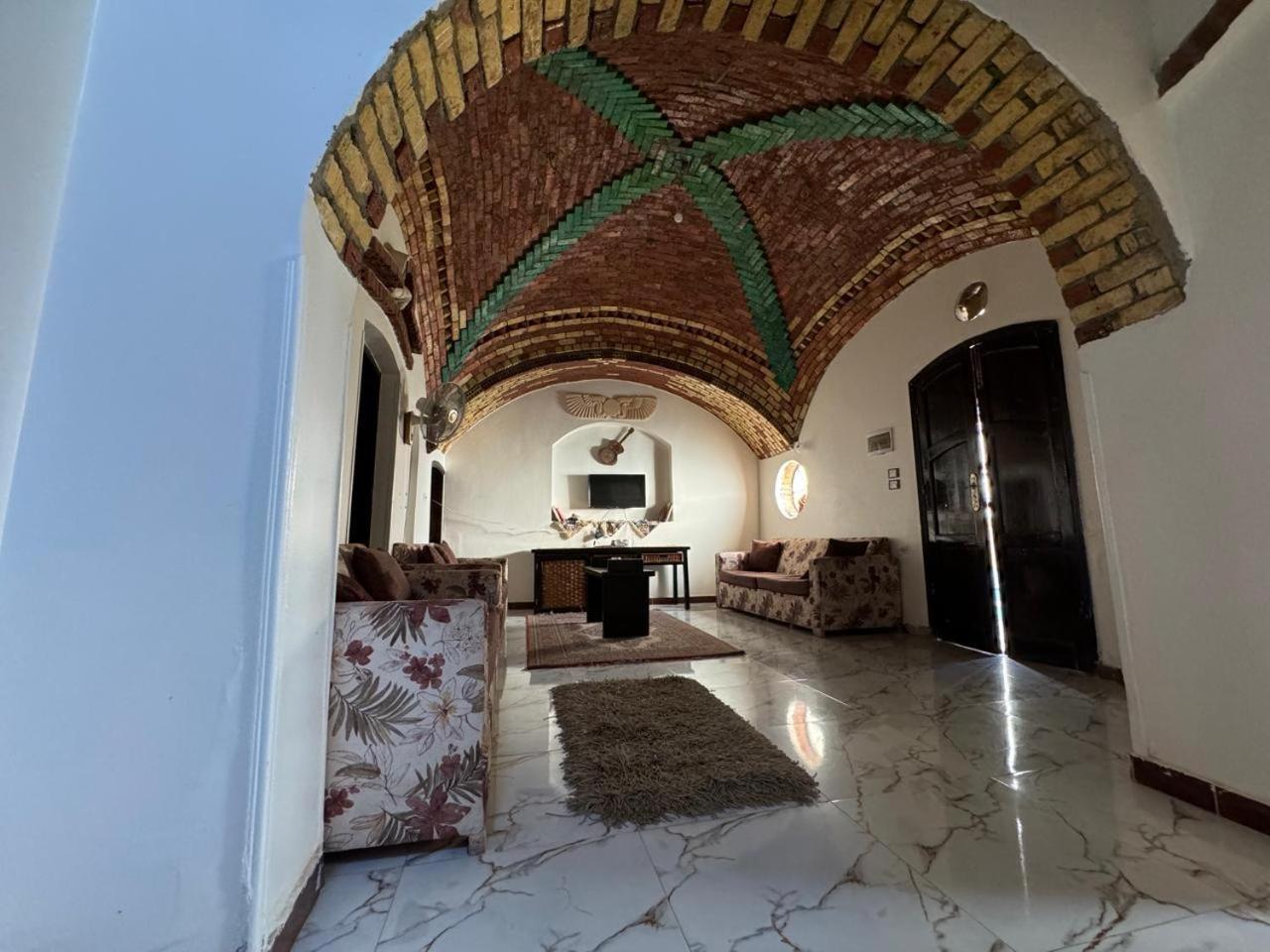 Lucky Seven Apartment Luxor Bagian luar foto